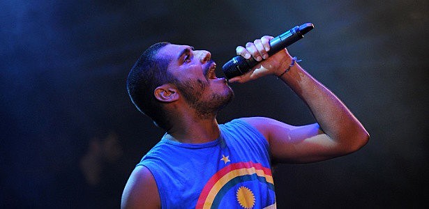 Criolo é do rap, do samba, da quebrada que não tem fronteira