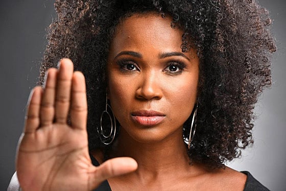 Em dez anos (2003-2013), o número de feminicídio de mulheres negras cresceu 54%.