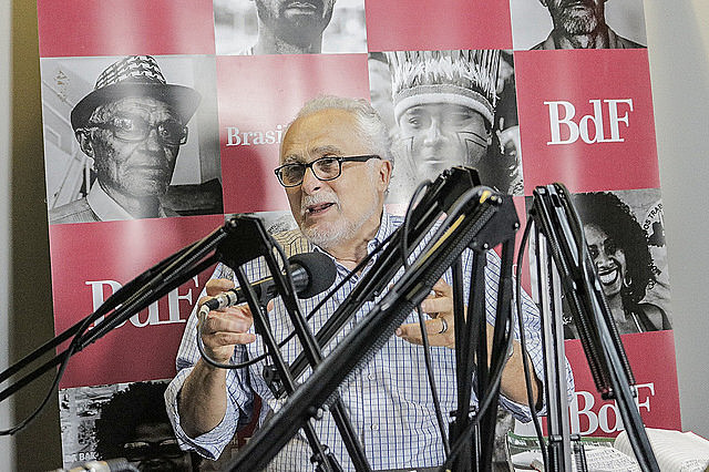 Genoino participou do programa No Jardim da Política na semana de aniversário da Constituição