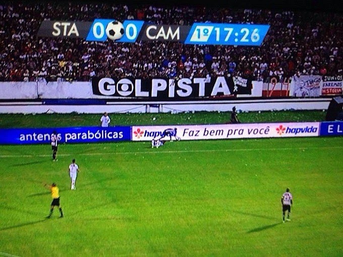 A partida era transmitida ao vivo