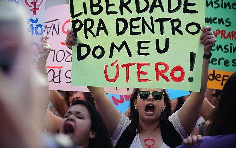 Comissão especial da Câmara dos Deputados quer mudar texto da Constituição, impedindo interpretações judiciais favoráveis ao aborto