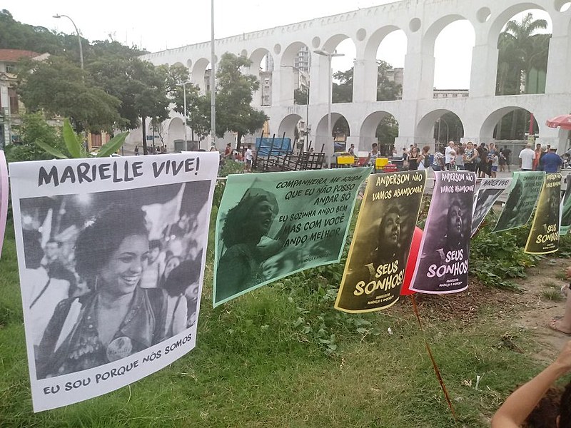 Concentração do ato em memória de Marielle ocorreu sob os arcos da Lapa, no Rio de Janeiro