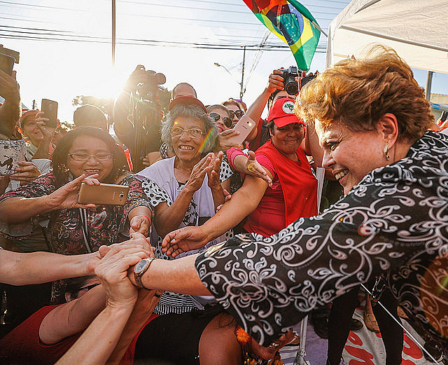 Decisión fue anunciada por la ex presidenta el jueves, después reunión con lideres del Partido de los Trabajadores en Belo Horizonte