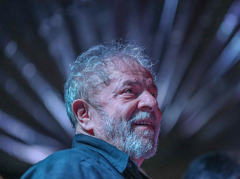 Lula diz que tem certeza que pode resgatar a credibilidade do governo