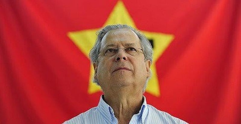 Dirceu participa de encontro do PT em porto Alegre em 2013