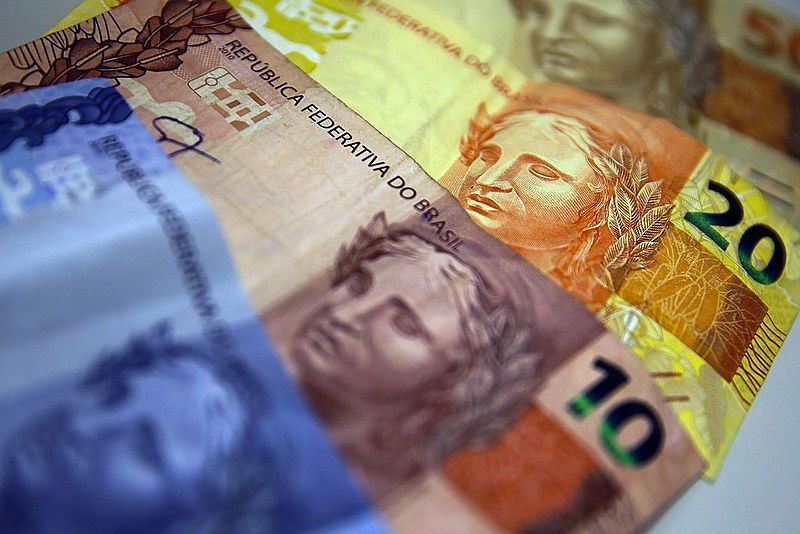 A nossa carga tributária incide majoritariamente sobre o consumo, ou seja, está embutida nos preços dos produtos que adquirimos