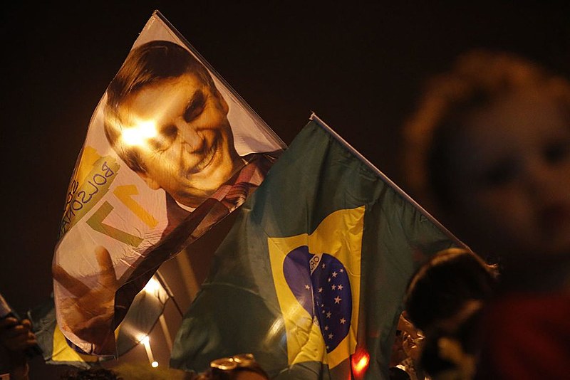 Atual governo não dá solução para os problemas populares, aprofunda a doença ao receitar mais neoliberalismo à economia