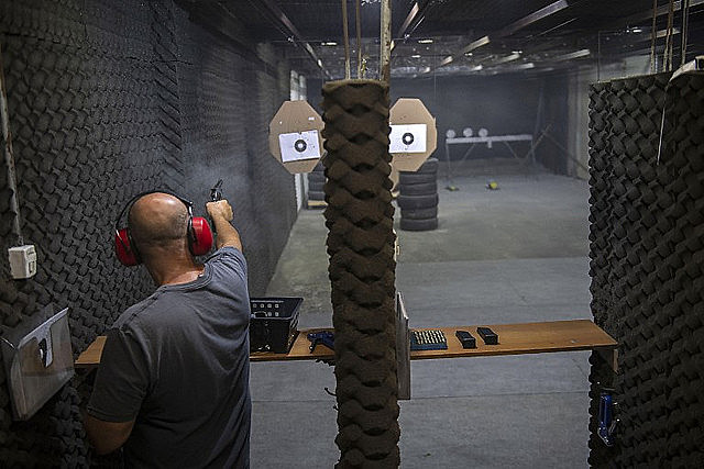 Decree stipulates new criteria and will probably increase legal access to firearms