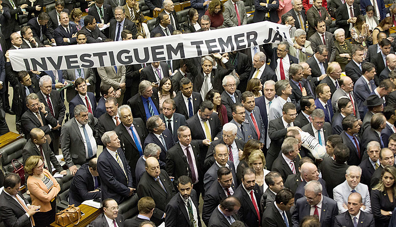 Deputados decidiram, na quarta (2), barrar denúncia contra Temer