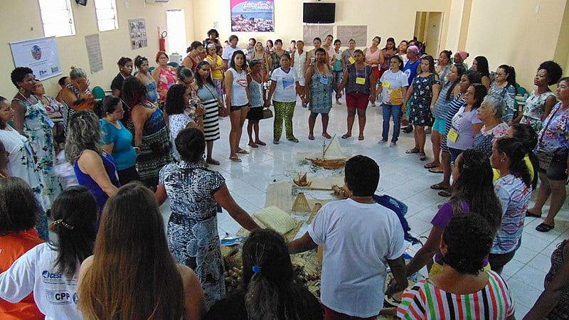 V Encontro Nacional da Articulação Nacional das Pescadoras reúne mulheres de 15 estados e ocorre até este sábado (28)
