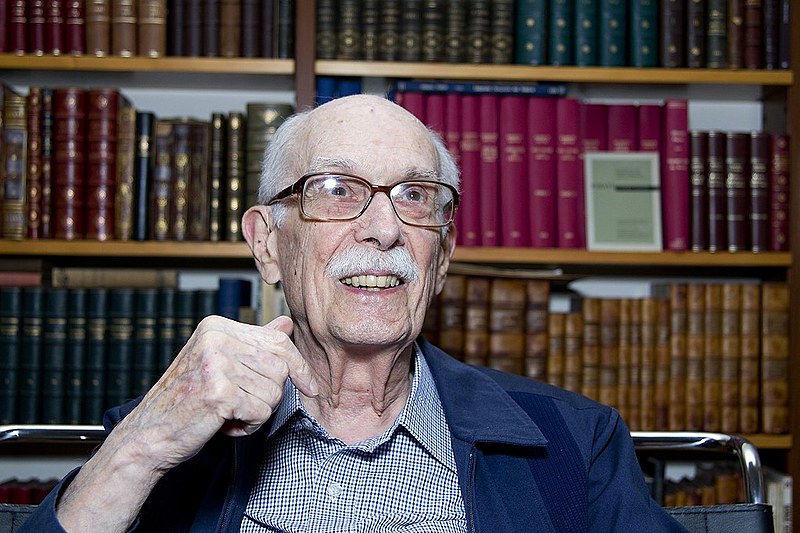 Um dos espaços da Escola Nacional Florestan Fernandes homenageará professor falecido na sexta-feira (12)