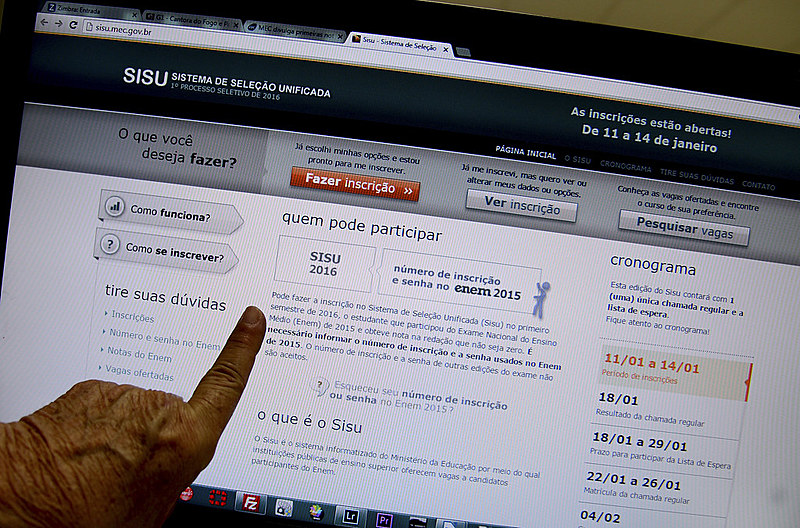 Por meio do Sisu, são ofertadas 237 mil vagas em 128 instituições de ensino superior públicas