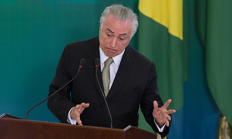 Michel Temer discursa enquanto ainda era presidente interino