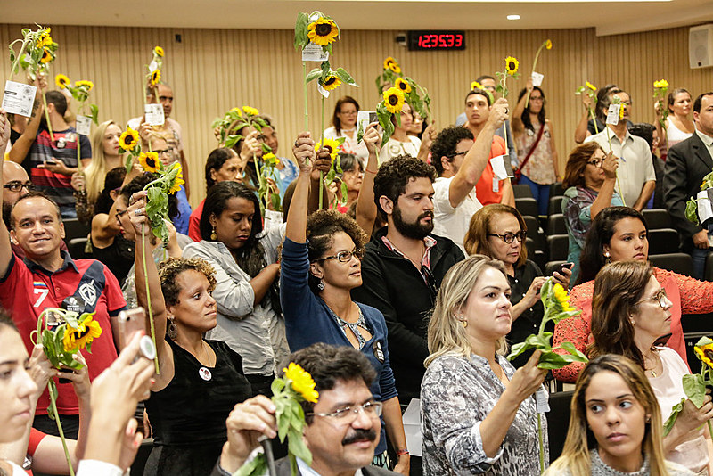 O grande expediente da Alepe foi dedicado à memória da vereadora Marielle Franco e Anderson Gomes