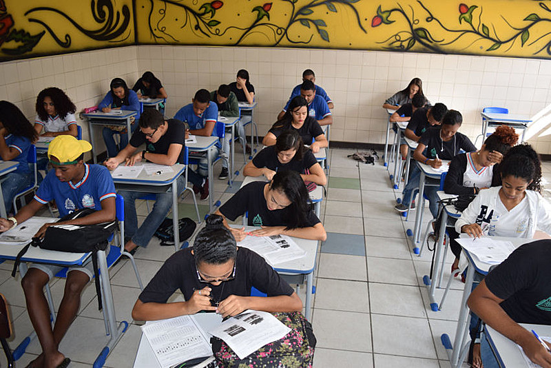 As vagas serão preenchidas de acordo com a ordem de conclusão das inscrições