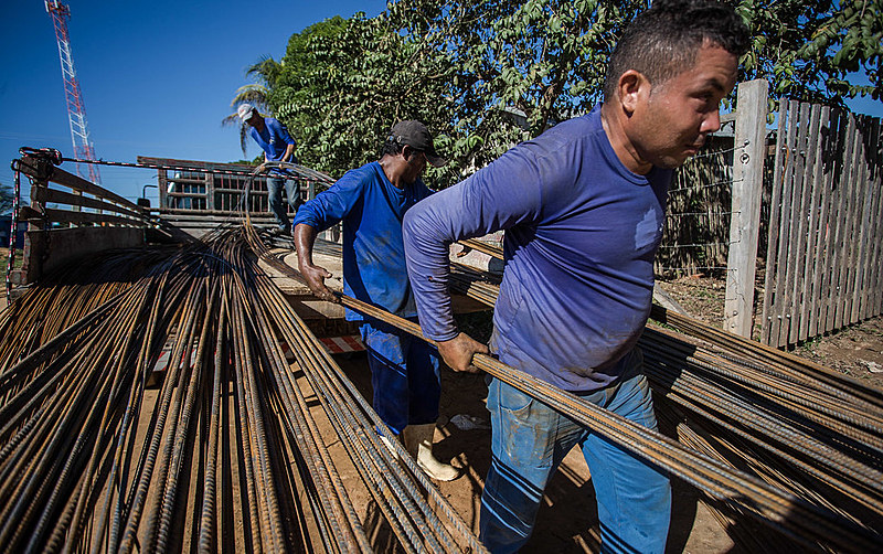Medida penaliza os trabalhadores mais pobres e que começam a trabalhar mais cedo