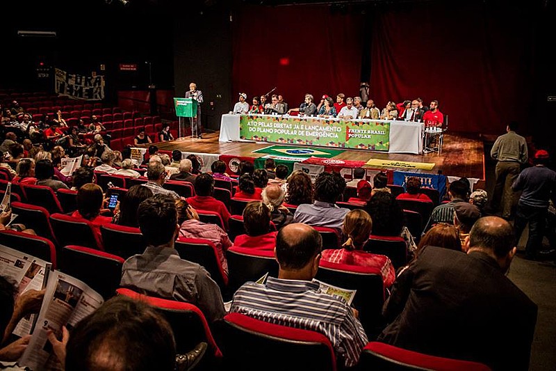 Plano Popular de Emergência, lançado na semana passada em SP, é apresentado em Brasília com participação de movimentos e parlamentares