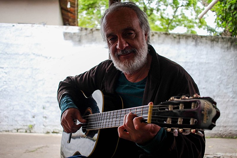 Molinari visitou a Vigília pela primeira vez logo após a prisão de Lula
