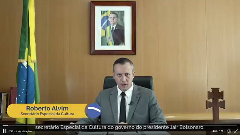 Roberto Alvim é o mesmo que chamou a atriz Fernanda Montenegro de “sórdida”