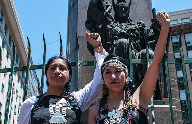 Guillermina, Helena e Mónica tiveram suas vidas transformadas pela chegada da Benetton à Patagônia argentina