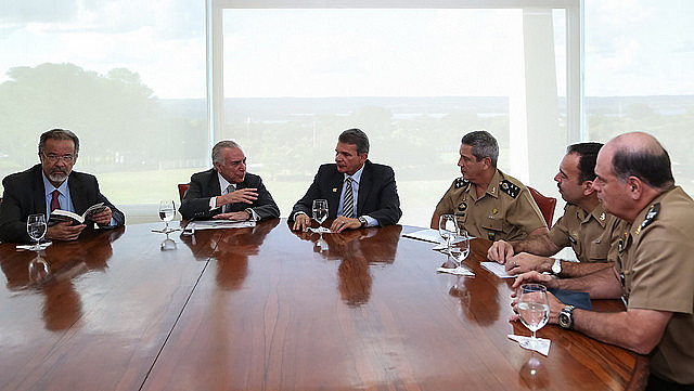 Actual presidente golpista Michel Temer en reunión sobre Seguridad Pública en Brasilia