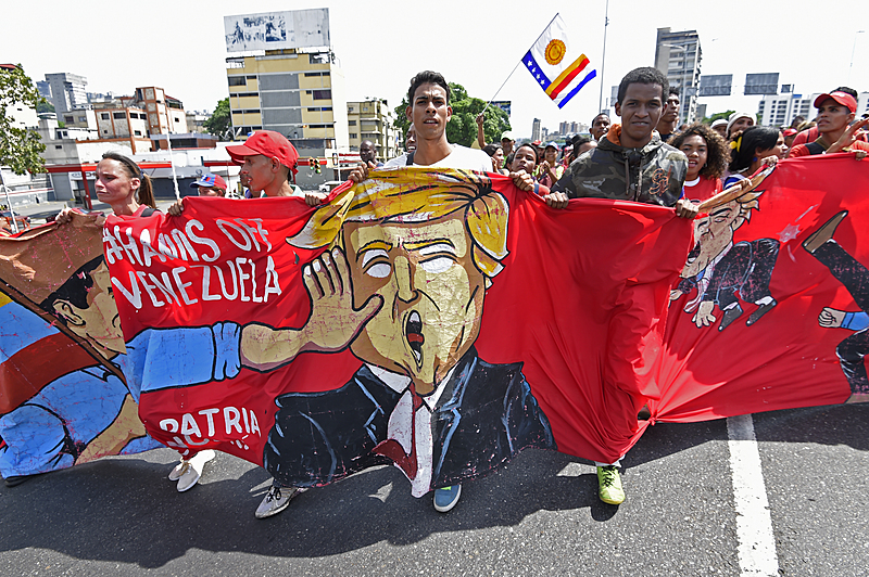 El estudio señala el predominio de guerras híbridas en territorios ricos en petróleo, como Venezuela
