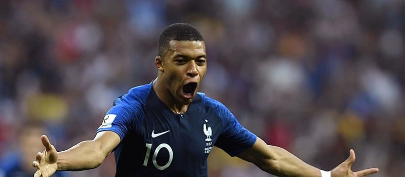 Mbappé, autor de um dos gols que deram o segundo título mundial à França