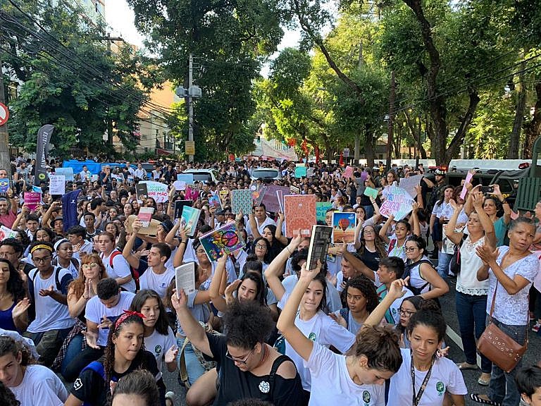 Protesto contra os cortes na educação, Rio de Janeiro