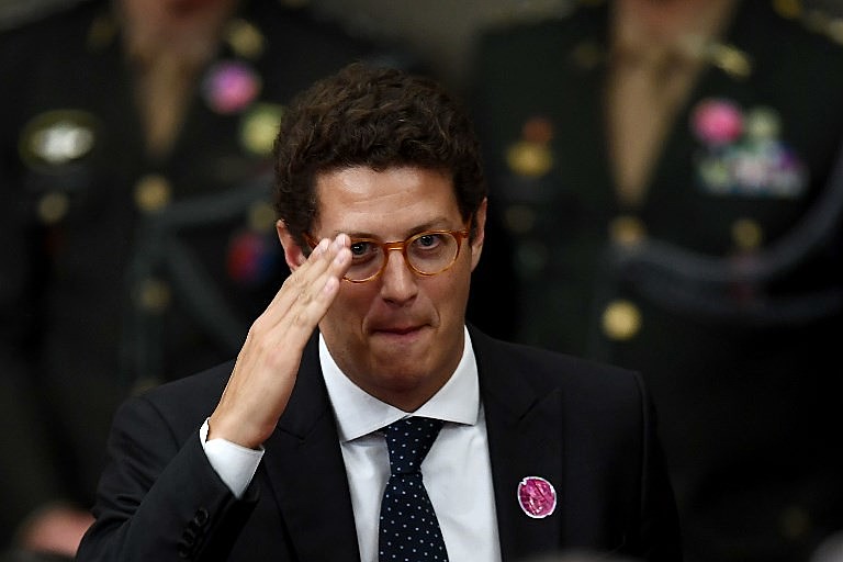 Sua malsucedida campanha para deputado foi marcada por ódio ao MST. O número de candidato, 3006, era mesmo do calibre de fuzil.