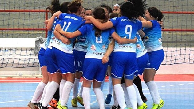 Após sofrer o primeiro gol, equipe de Ponta Grossa virou o jogo e fez 7x1 sobre o Londrina