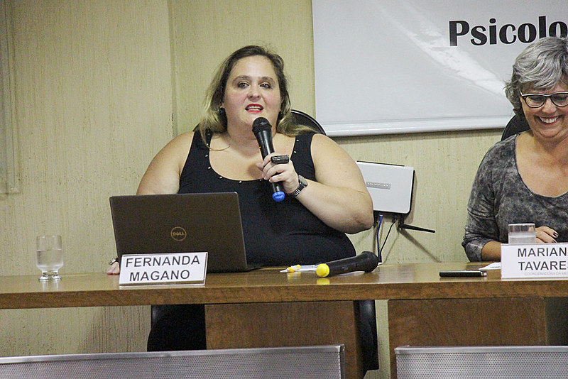 “Temos planos de saúde privados que oferecem valores aviltantes pelo trabalho do psicólogo”
