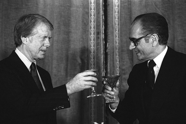 'Melhor do mundo': quem foi o ex-presidente dos EUA que elogiou sistema eleitoral da Venezuela