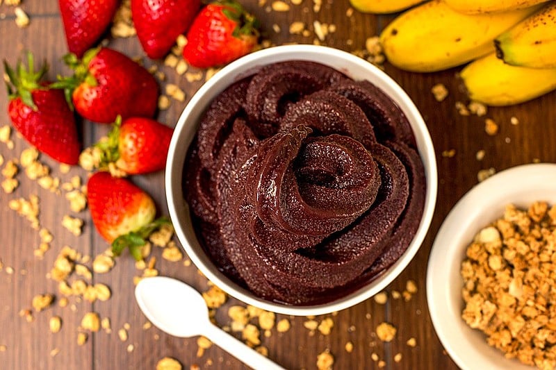Açaí consumido nas regiões fora do Pará é geralmente misturado com outros ingredientes