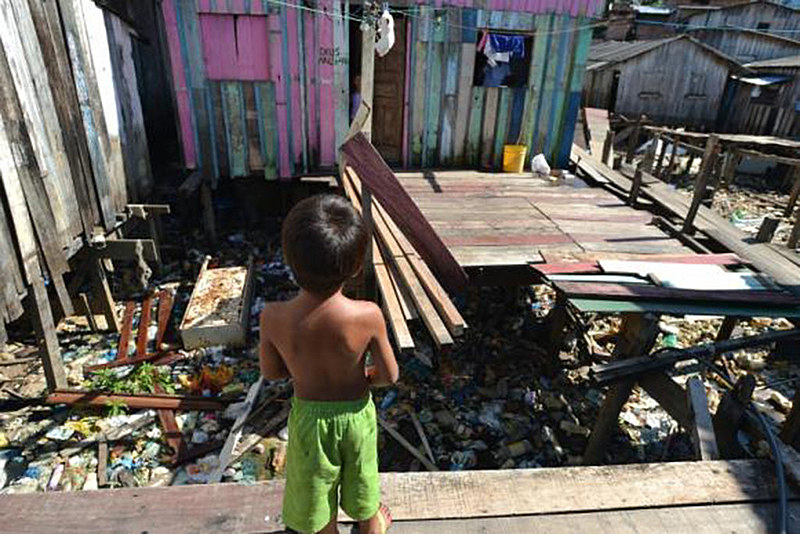 Relatório aponta aumento considerável dos níveis de pobreza extrema no Brasil, depois do golpe de estado de 2016
