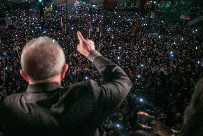 En acto realizado en São Paulo (SP), el ex presidente volvió a defender elecciones directas y criticó la reforma laboral