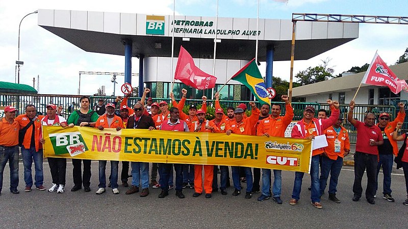 Entidades representantes de petroleiros e bancários organizam lutas contra novo ciclo de privatização das empresas públicas