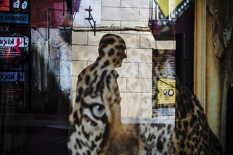 Gustavo Minas, um dos convidados no Co-fluir,  atualmente é referência na fotografia de rua, com suas cores vibrantes e composições complexa