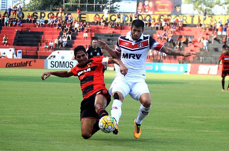 Pernambucanos Santa Cruz e Sport fizeram uma Série A abaixo das expectativas das torcidas e dos próprios clubes.
