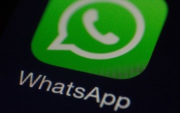 "O Whatsapp é absolutamente capilar e permite mensagens em segredo, que chegam quase personalizadamente"