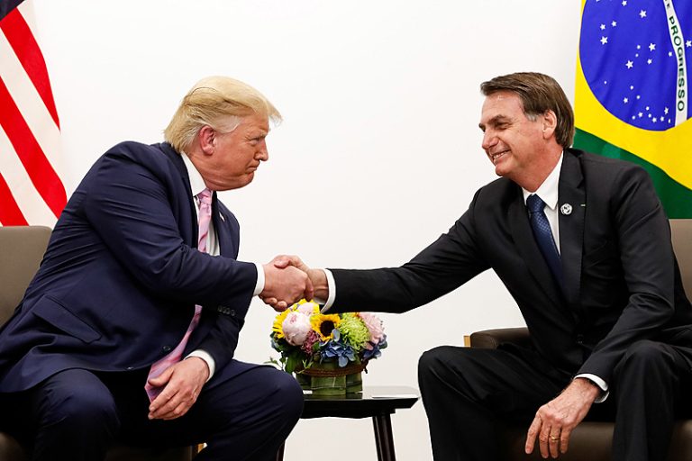 'Eleição de Trump dá fôlego para o bolsonarismo no Brasil', avalia cientista política