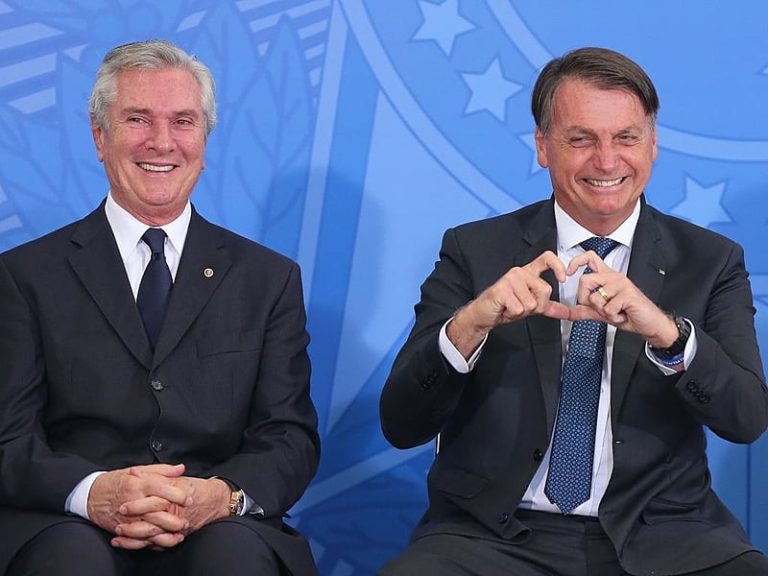 Prisão de Collor acende alerta para Bolsonaro, diz jurista: 'STF não vai protelar decisões'