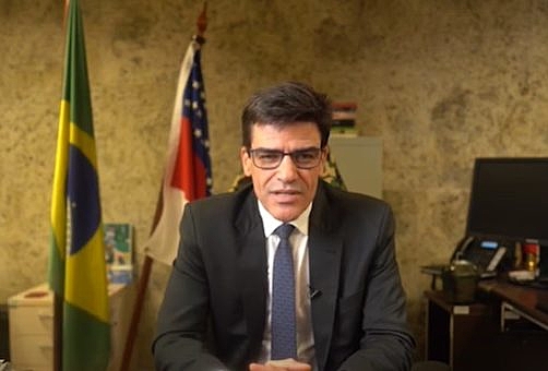 'Nunca me deparei com desmatamentos em assentamentos na Amazônia', diz Alexandre Saraiva