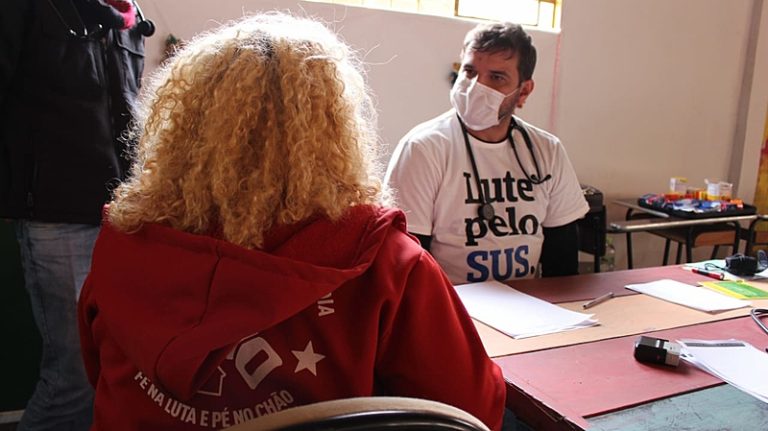 Sem Terra cursando Medicina? Por que médico camponês incomoda tanto? 