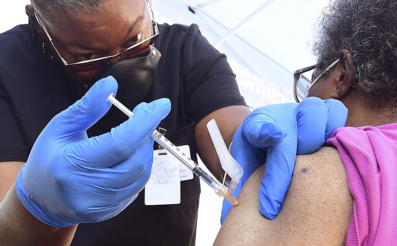 Desde o início da pandemia, a testagem continua sendo feita de maneira precária no país