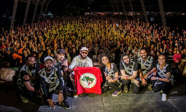 Emicida e a arte que interpreta o Brasil