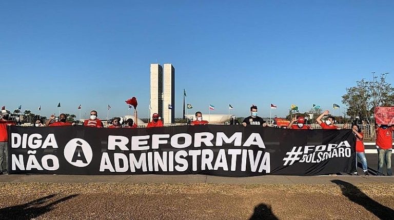 Contra Reforma Administrativa, professores das IES baianas aprovam paralisação no dia 29