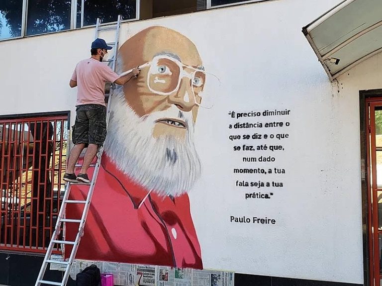 Atacam Paulo Freire, mas a quem se deve o drama da educação pública?