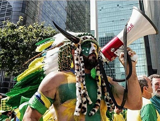 UFPE oferta curso de extensão gratuito sobre neofascismo no Brasil