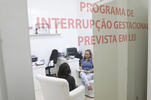 Veja como funciona o atendimento para vítimas de violência sexual no DF