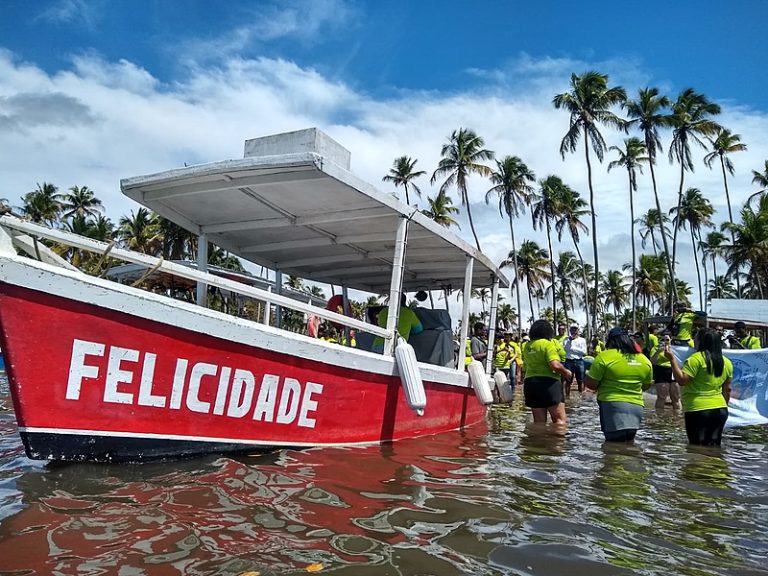Pescadores de Ipojuca (PE) passam a ser indenizados por danos causados pelo Porto de Suape